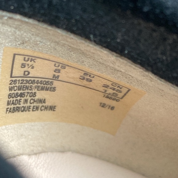 Clarks Narrative Black Suede Bootie Heel, Women’s size 8 - Picture 14 of 16